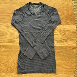 Lululemon Swiftly Tech Long sleeve Tee